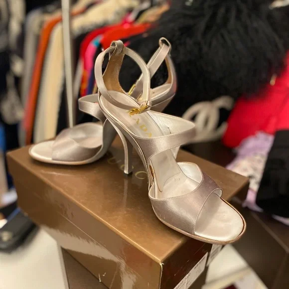 Vintage Prada shoes - Picture 7 of 12